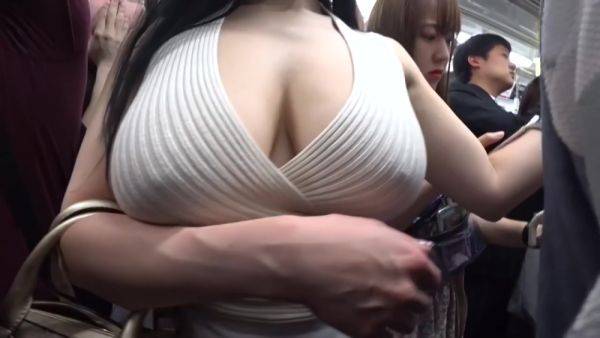 Busty Asian Slut In Public - hclips.com on gratiscinema.com