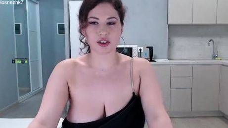 Chubby Brunette Big Boobs Dildo Masturbation - drtuber.com on gratiscinema.com