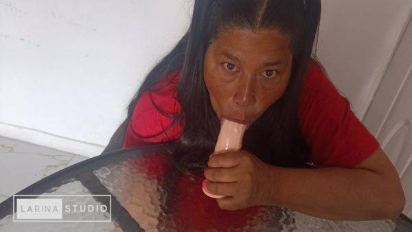 Sexy Mature Colombian Debuts Her New Dildo By Giving It A Wet Blowjob - hclips.com - Colombia on gratiscinema.com