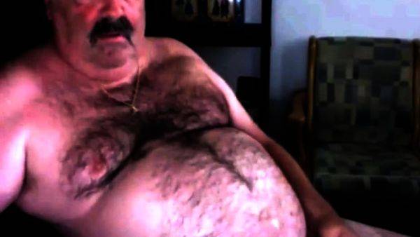 Grandpa cum on cam - drtuber.com on gratiscinema.com