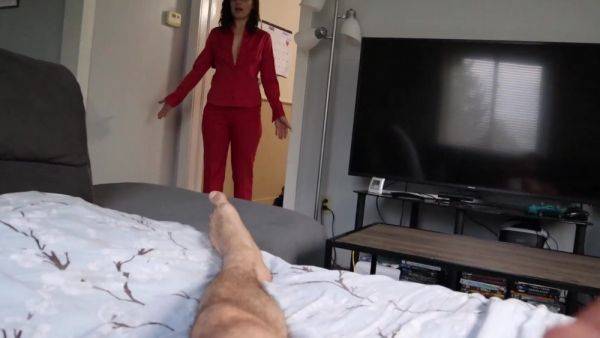 Super skinny stepmom helps me cum after catching me with boner - anysex.com on gratiscinema.com