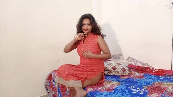 18 Year Old Indian College Babe With Big Boobs Enjoying Hot Sex - hclips.com - India on gratiscinema.com