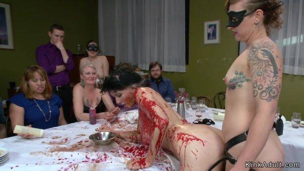 Slave Gets Pounded In Public Soup Course - hclips.com on gratiscinema.com