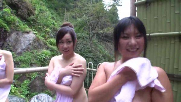 Hot Japanese Girls In Public Mixed Bath Group Sex - upornia.com - Japan on gratiscinema.com