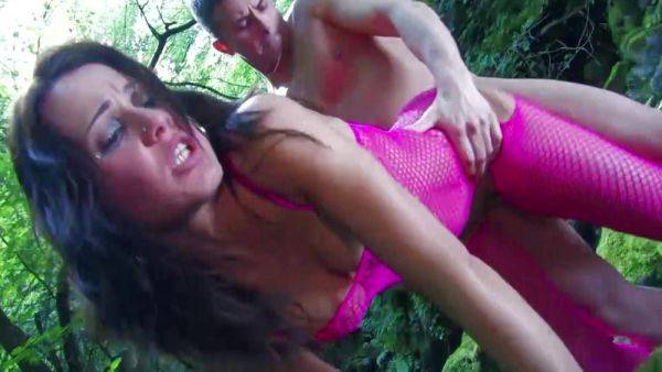 Hot German Babe With An Amazing Body Gets Smashed In The Woods - tubepornclassic.com - Germany on gratiscinema.com