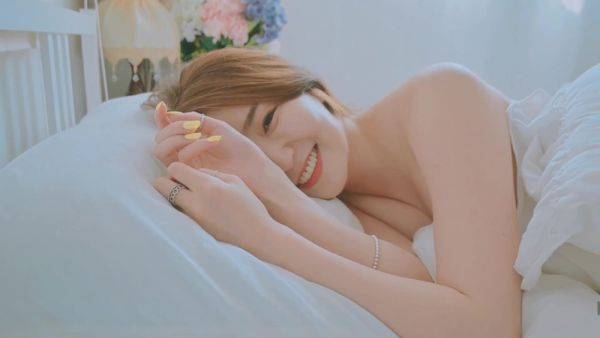 Good morning with young and beautiful Korean woman basking in bed - anysex.com - North Korea on gratiscinema.com