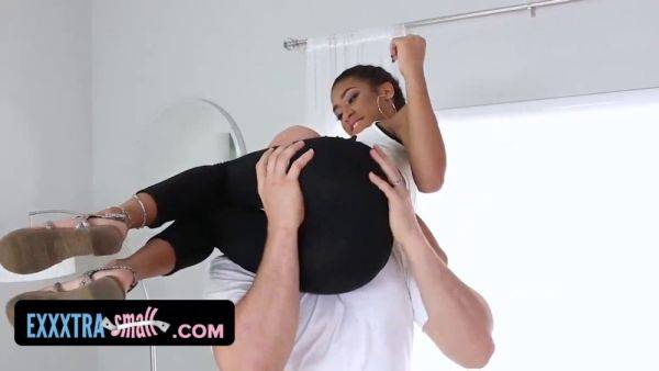 Kendall Woods takes on a massive white cock like a petite ebony slut - sexu.com on gratiscinema.com