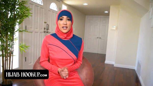 Petite Hijab Babe pays rent with her tight pussy & takes a big dick - sexu.com on gratiscinema.com