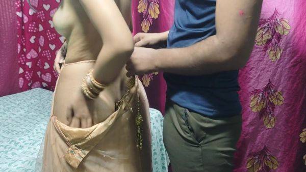 Desi Indian Girlfriend Going To Marriage Then Fucked Hardcore By Her Boyfriend - hclips.com - India on gratiscinema.com