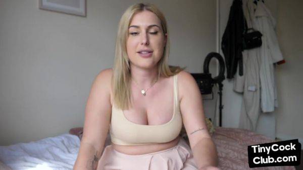 Solo SPH busty femdom babe talks dirty about losers - hotmovs.com - Britain on gratiscinema.com