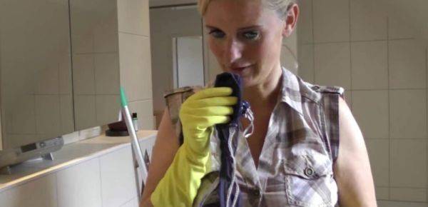 Fucked the horny cleaning lady - this is how household work works - inxxx.com - Germany on gratiscinema.com