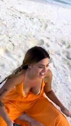 Viih Tube ninfeta pagou peitinho bêbada na praia - drtuber.com on gratiscinema.com