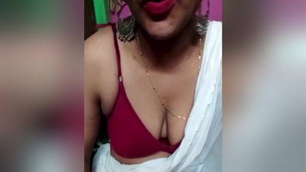 Devar Bhabhi In Bhabhi Ke Boobs Chussoge Dewar Ji Aao Na Chood Lo Muje - desi-porntube.com on gratiscinema.com