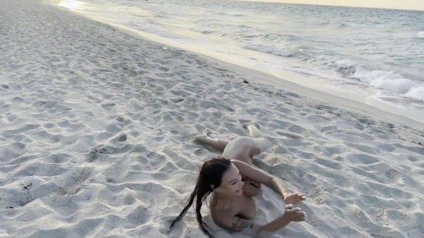 Swims In Atlantic Ocean And Poses Naked On A Public Beach In Cuba - Monika Fox - hotmovs.com - Cuba on gratiscinema.com