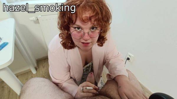 My Boss Catched Me Smoking At The Office, So I Had To Suck His Dick To Not Be Fired - hclips.com on gratiscinema.com