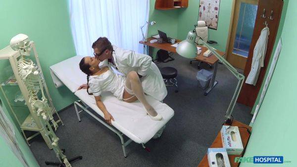 Sexy New Nurse - Fkehospital - videomanysex.com on gratiscinema.com