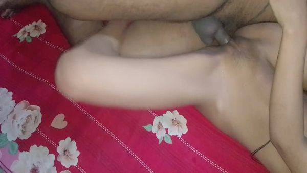 Desi Indian Girlfriend Boyfriend Xx Video - desi-porntube.com - India on gratiscinema.com