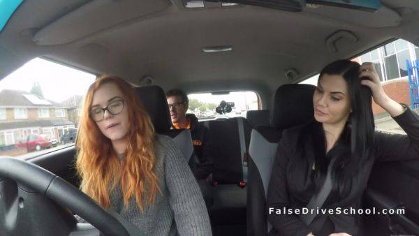 Threesome Ffm Fuck In Car - upornia.com on gratiscinema.com