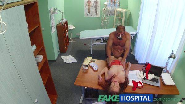 Chelsie Sun gets her pussy filled with hot cream while being an examined patient at FakeHospital - sexu.com - Czech Republic on gratiscinema.com