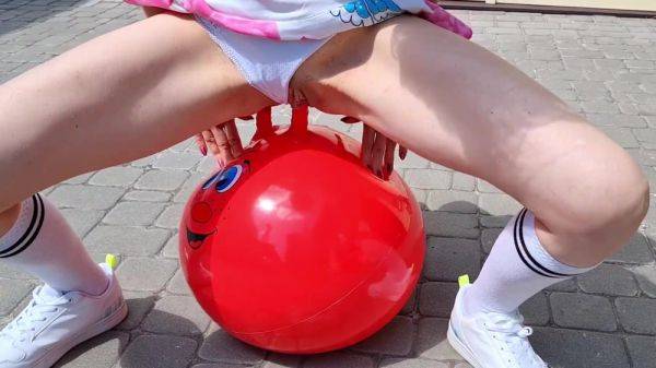 Fortunately there are two horns on the gym ball that I can ride in my outdoor solo session - anysex.com on gratiscinema.com