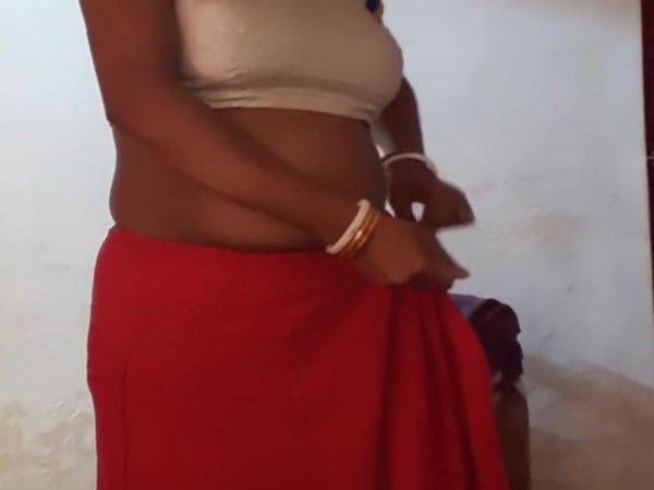 Desi Girl Dress Change Hotyyyy - desi-porntube.com - India on gratiscinema.com