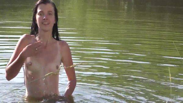 Hairy Pussy Coed ( Anas ) Likes Swimming Naked In The Lake! 10 Min - videohdzog.com on gratiscinema.com