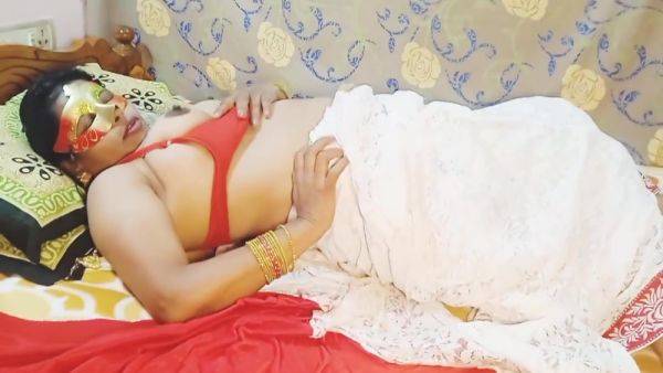 Telugu 1st Night Aunty Dirty Talks - hotmovs.com on gratiscinema.com