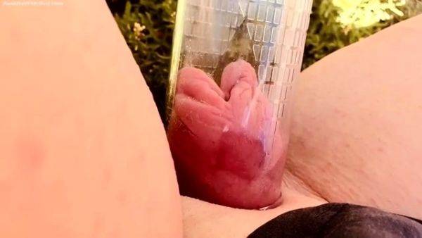 AnalOnlyJessa brave outdoor pussy pump w loose asshole - drtuber.com on gratiscinema.com