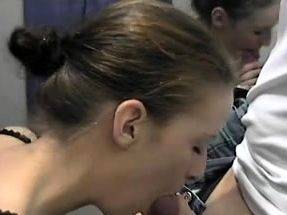 Amateur 19 Year Old Blow Job In Changing Room - drtuber.com on gratiscinema.com