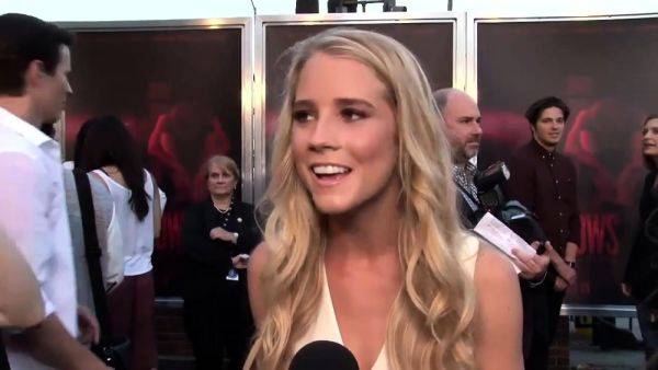 Cassidy Gifford Exclusive Premiere Interview - drtuber.com on gratiscinema.com