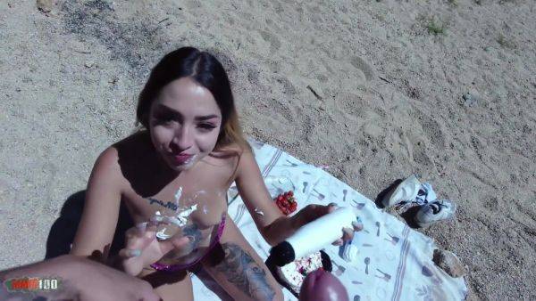 Hardcore Picnic For Young Colombian Melania Dark And Her Boyfriend Yeri - videomanysex.com - Colombia on gratiscinema.com