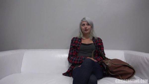 Enchanting Julie: A Small-Titted Casting Couch - porntry.com - Czech Republic on gratiscinema.com