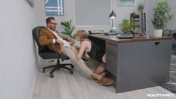 Nerdy secretary devours cock like a pro in addictive office kinks - xbabe.com on gratiscinema.com