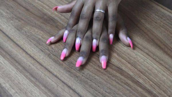 Ebony Hand Finger Nails Fetish - SoloAustria - hotmovs.com on gratiscinema.com