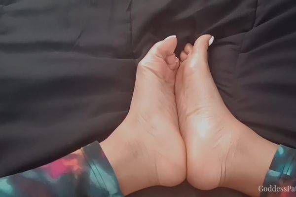 Dose Of My Sexy Feet - hclips.com on gratiscinema.com