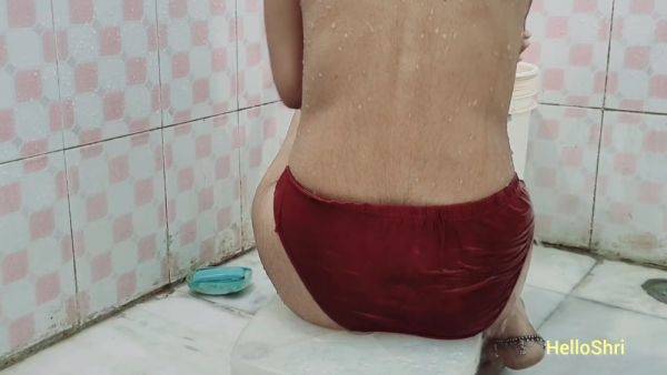 Horney Stepmother - Hindi Audio Sex Story - desi-porntube.com on gratiscinema.com