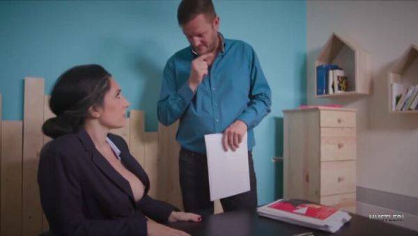 Eloa Lombard: Office Sex with Big Tits & Big Cock - porntry.com on gratiscinema.com