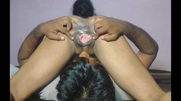 Indian Asian Girl Pussy Licking With Asian Milf - desi-porntube.com - India on gratiscinema.com