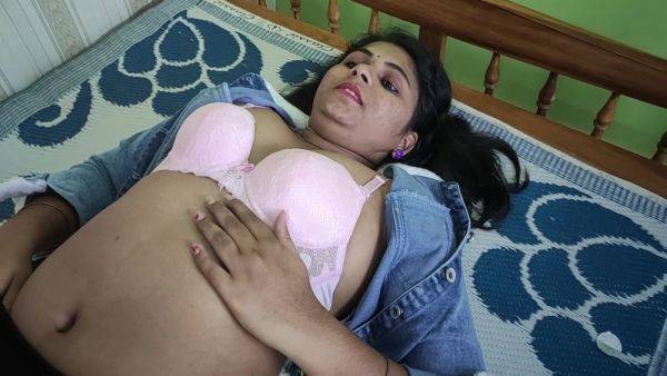 Skirt And Shirt Romance By Vaishnavy And Sharun Raj, Shirt Open And Bra Show With Boobs Press Fuck, Mallu Couple Hot Fuck Love With Valentine S Day - desi-porntube.com - India on gratiscinema.com