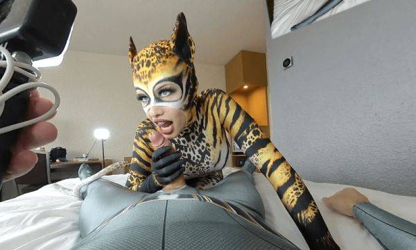 Nora Fox - Cheetah - NylonXtreme - txxx.com on gratiscinema.com