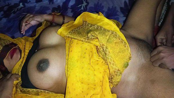 Apne Pyri Bhabhe Ki Chudai India Bhabhi Sex Video - desi-porntube.com - India on gratiscinema.com