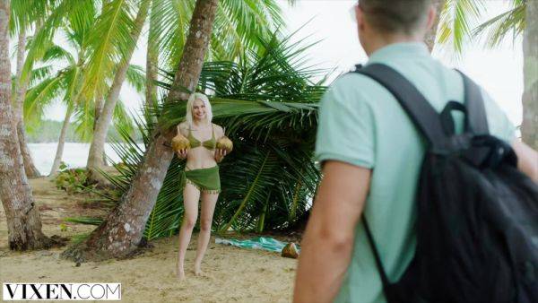 Slim Blonde Beauty Brightens Up Her Last Night In the Tropical Paradise With Mind-blowing Sex - anysex.com on gratiscinema.com