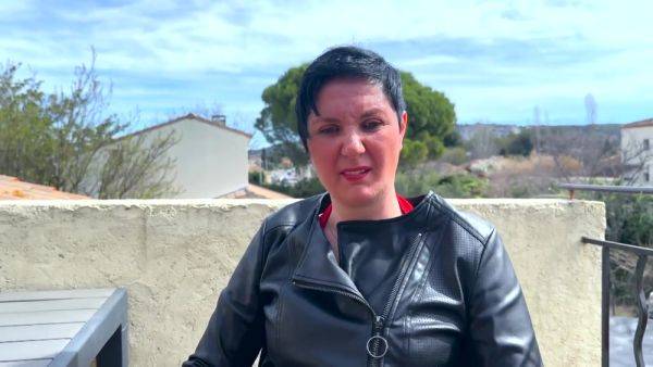 Nina, 35, business manager in Aix-en-Provence (13)! - hotmovs.com on gratiscinema.com