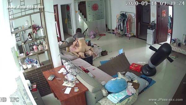 Hackers use the camera to remote monitoring of a lover's home life.609 - hotmovs.com - China on gratiscinema.com