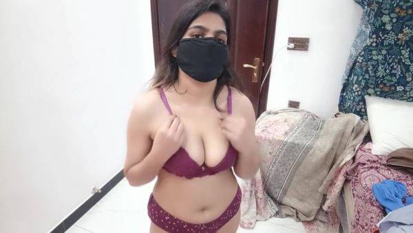 Incredible Porn Video Solo Great Only For You - Sobia Nasir - desi-porntube.com on gratiscinema.com