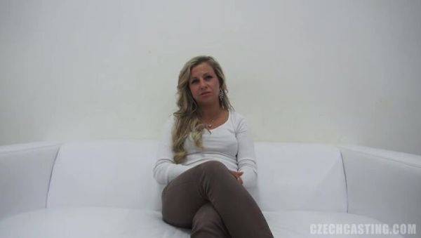 Blonde Czech Charmer, Hana - xxxfiles.com - Czech Republic on gratiscinema.com