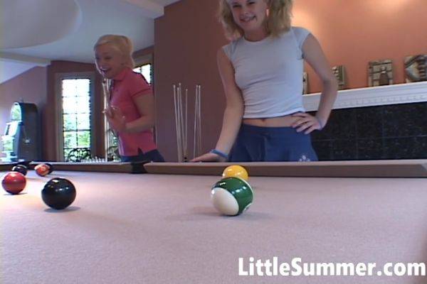 Little Summer - Sexy Amateur Lesbo - hclips.com on gratiscinema.com