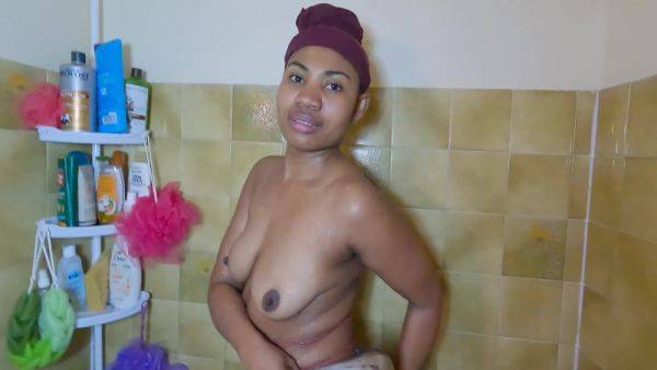 Beautiful Mixed-race In The Shower - upornia.com on gratiscinema.com