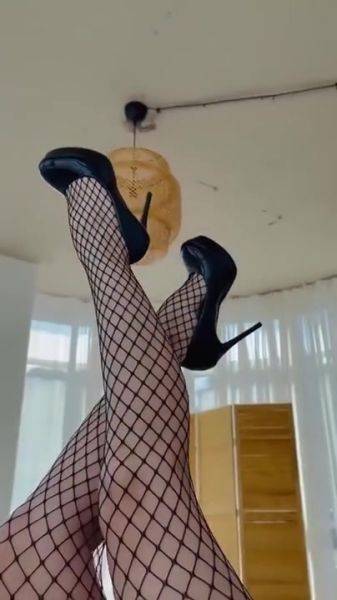 #Highheels #Blackheels #Stokings #View #Longlegs - Sex Cam - hotmovs.com on gratiscinema.com