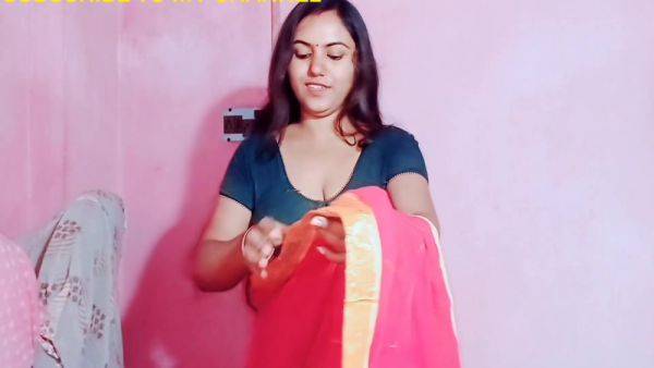 Bhabhi Removing Saree In Front Of Devar Big Boobs Deep Navel - desi-porntube.com - India on gratiscinema.com